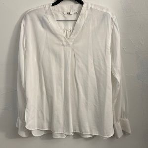 White blouse long sleeve